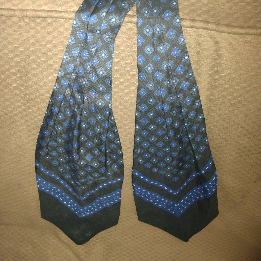 ❤️CHRISTIAN DIOR NAVY/Light Blue Silk Ascot Tie Scarf BERGDORF GOODMAN ITALY - Picture 4 of 6